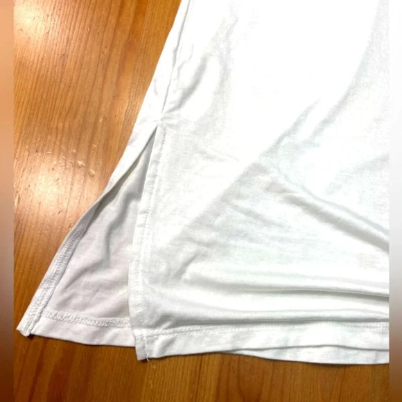 Cable & Gauge Womans  Sleeveless White Top - Picture 3 of 8
